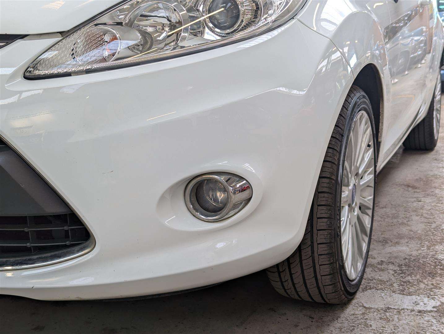 <p>2012 FORD FIESTA TITANIUM</p>