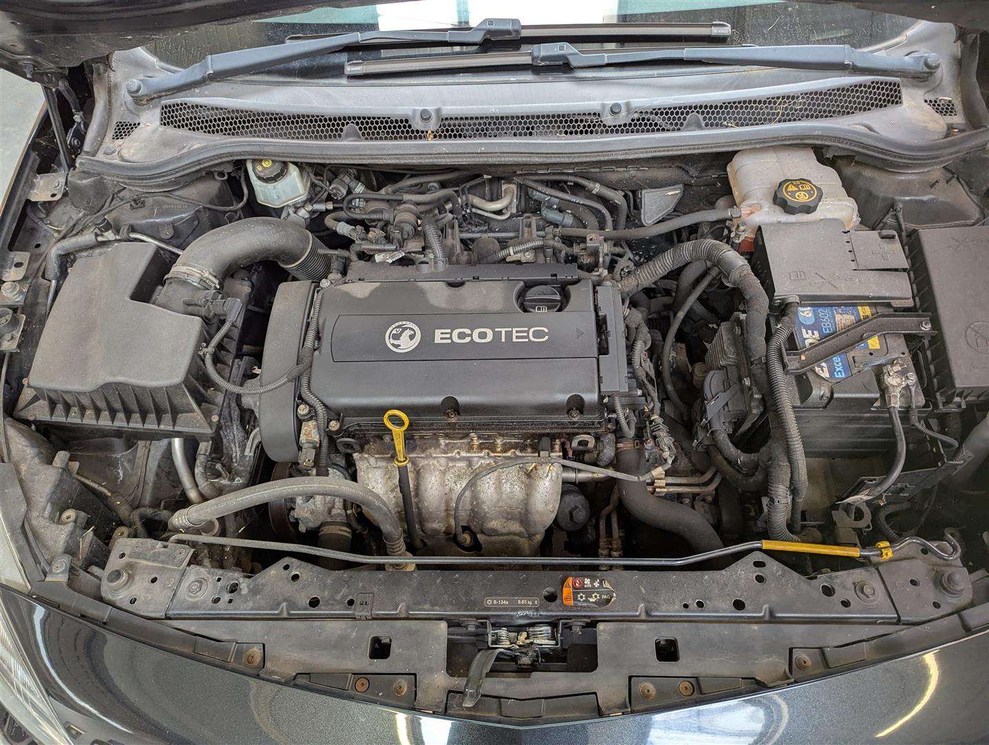 <p>2014 VAUXHALL ASTRA ELITE AUTO</p>