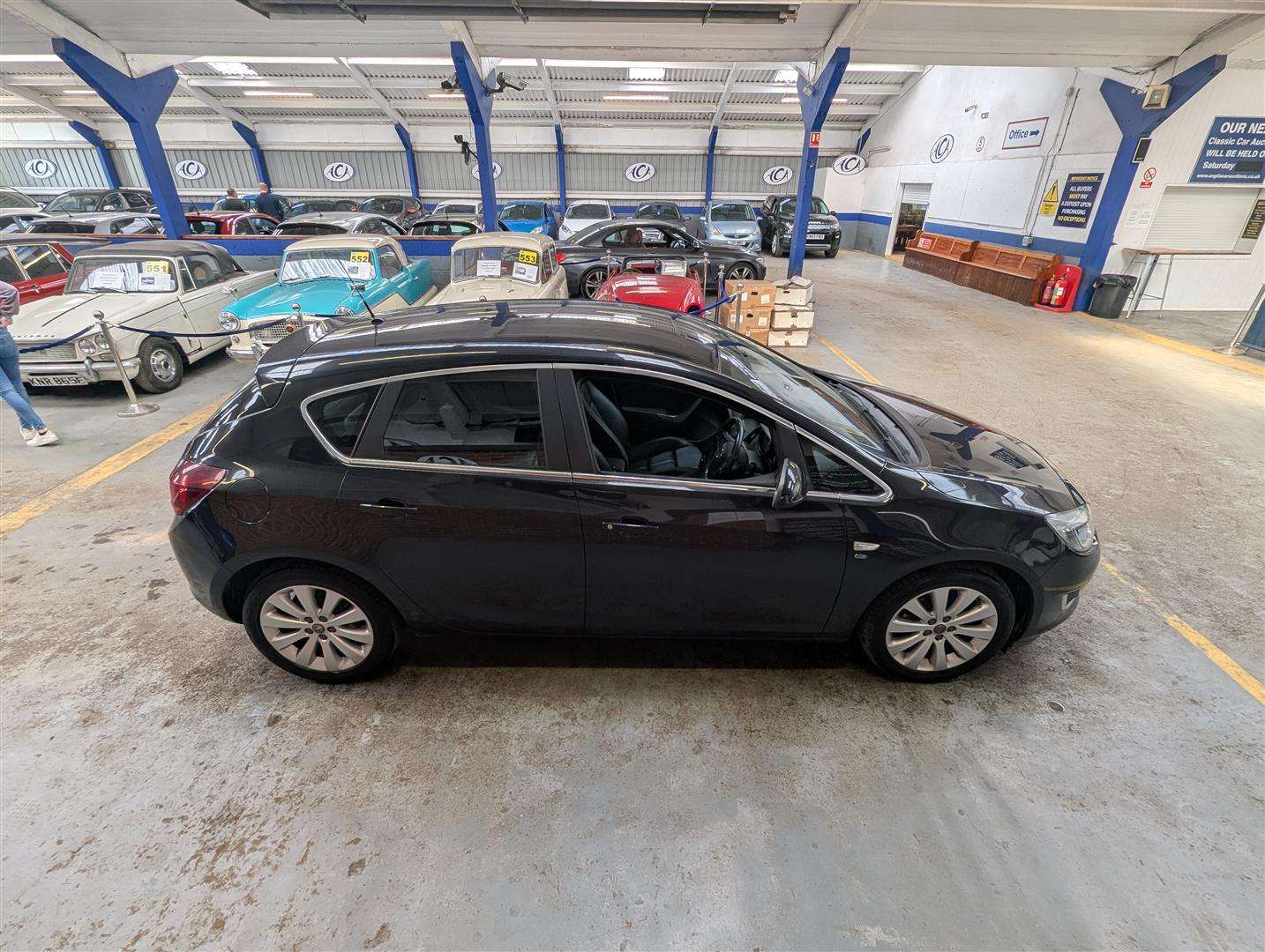 <p>2014 VAUXHALL ASTRA ELITE AUTO</p>