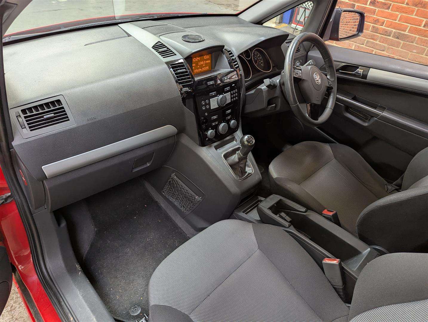 <p>2011 VAUXHALL ZAFIRA EXCLUSIV</p>