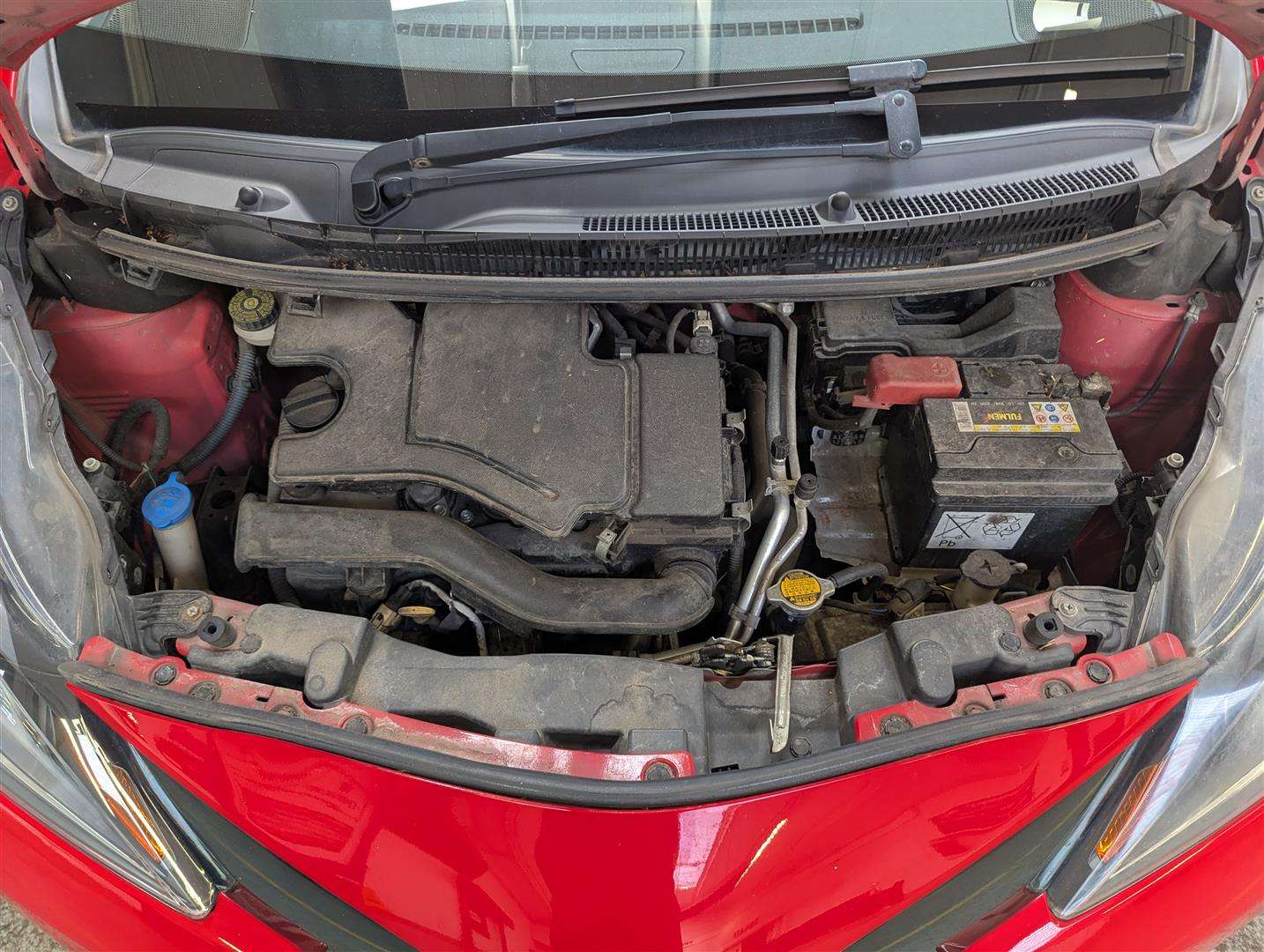 <p>2015 TOYOTA AYGO X-PLAY VVT-I</p>