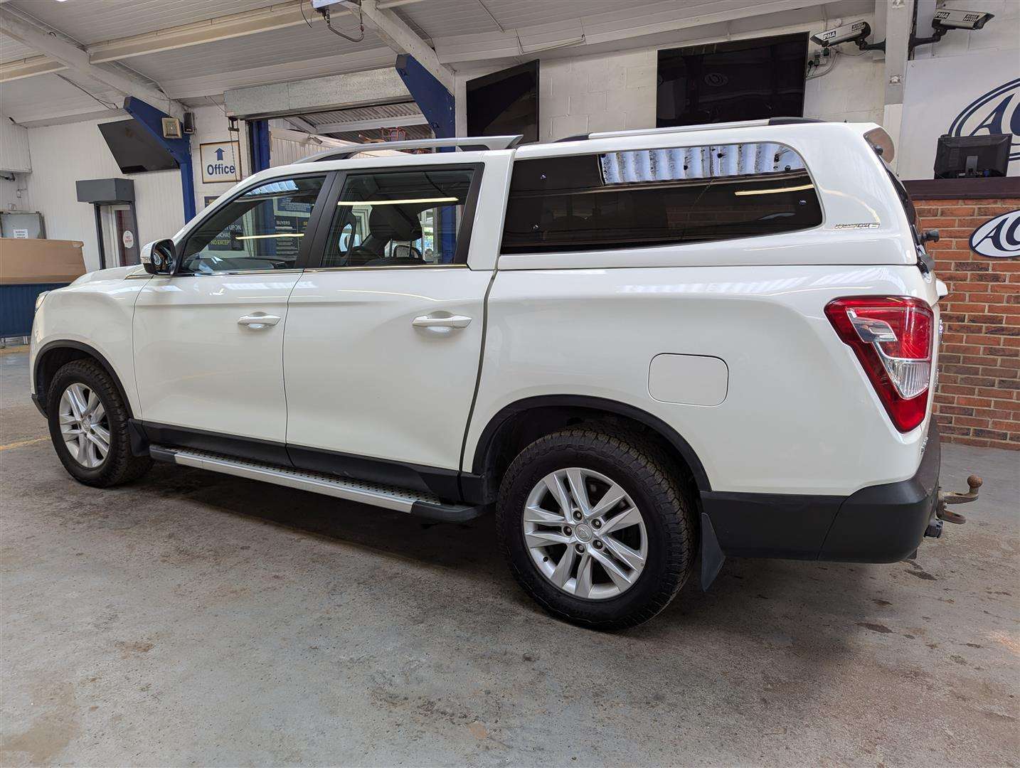<p>2021 SSANGYONG MUSSO SARACEN AUTO</p>
