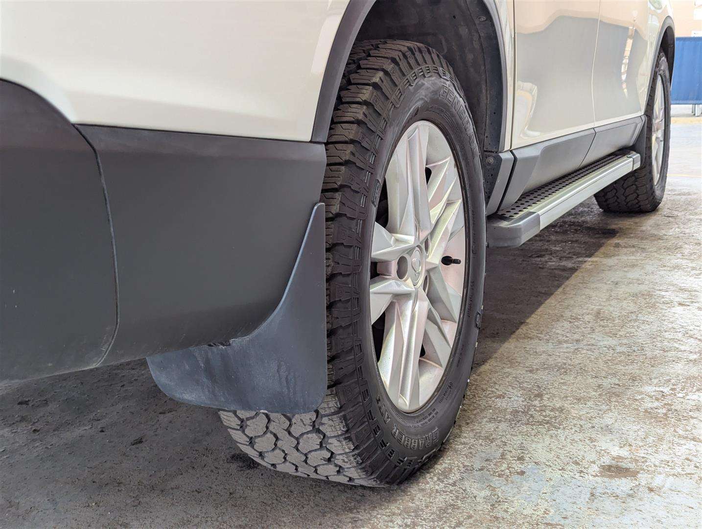 <p>2021 SSANGYONG MUSSO SARACEN AUTO</p>
