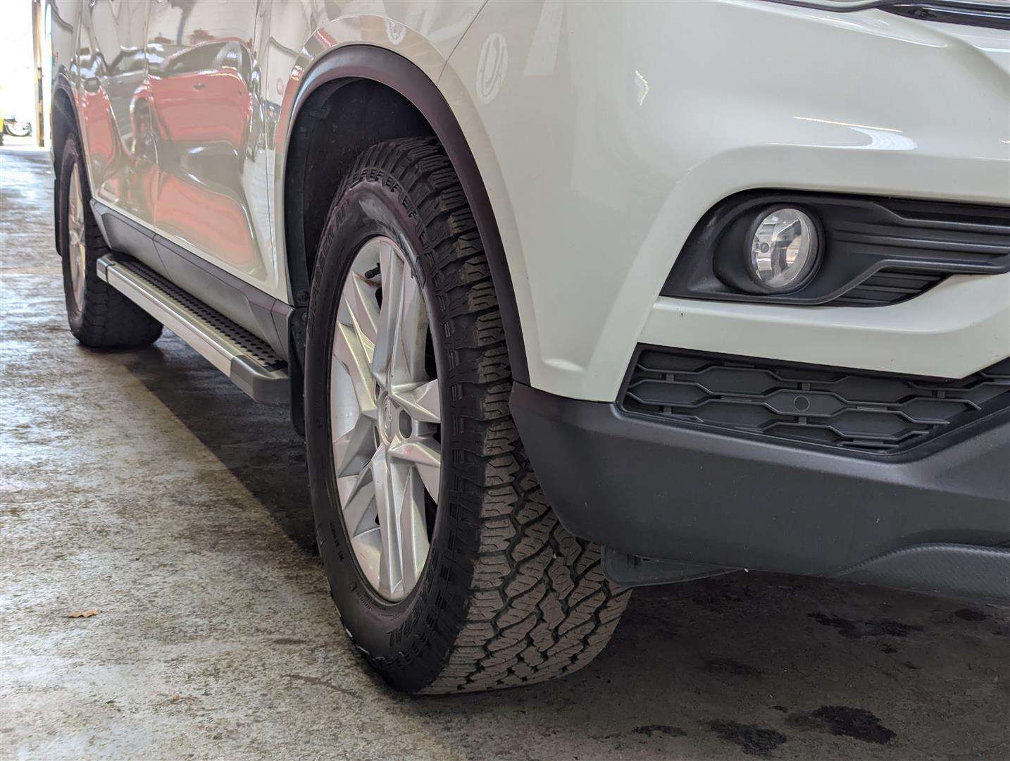 <p>2021 SSANGYONG MUSSO SARACEN AUTO</p>