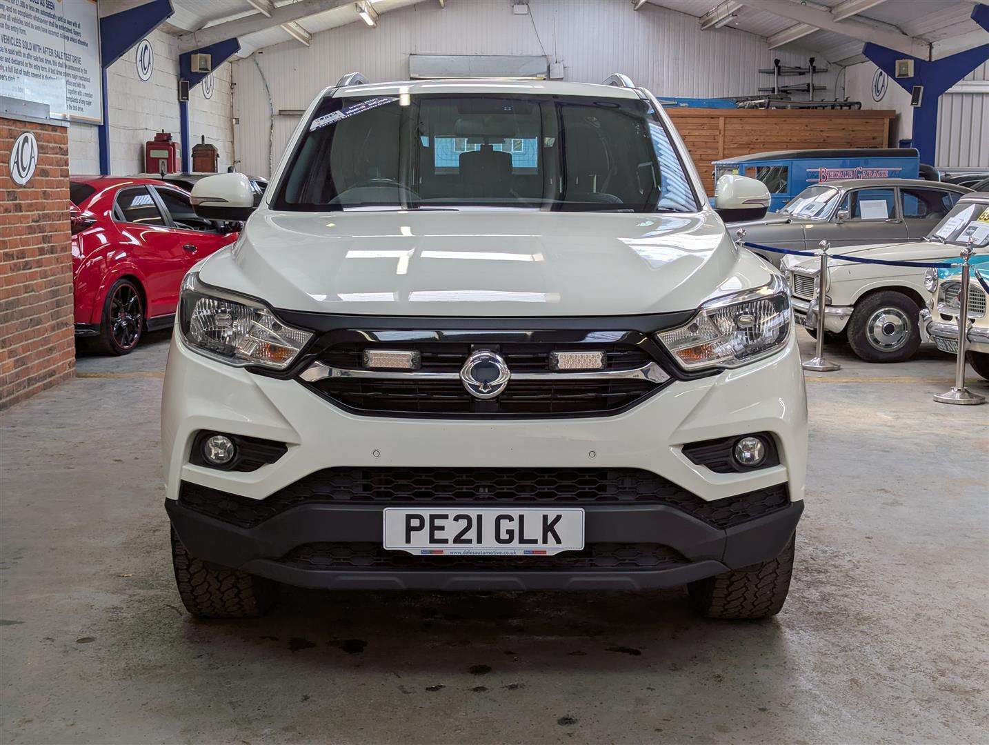 <p>2021 SSANGYONG MUSSO SARACEN AUTO</p>