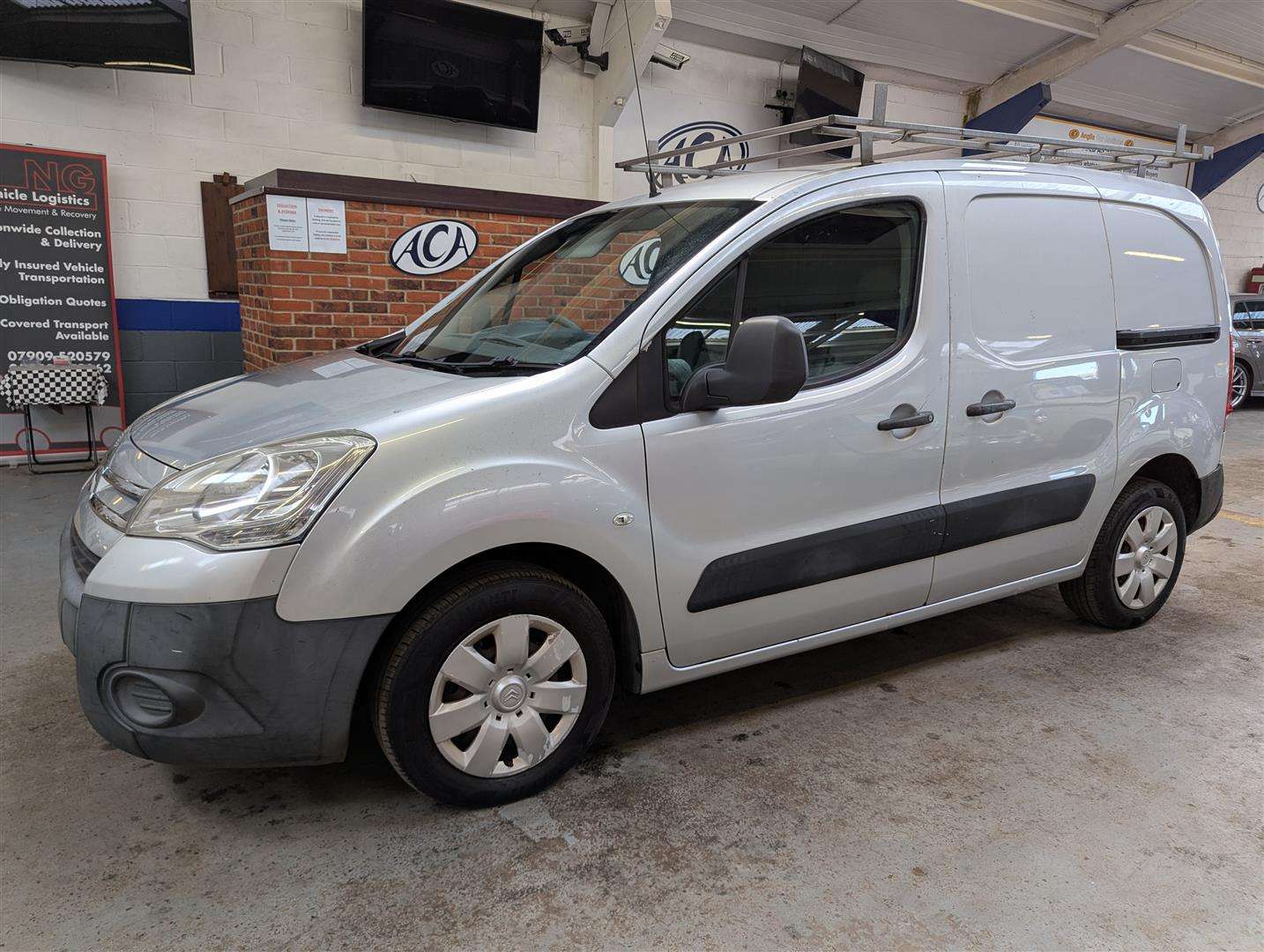 <p>2011 CITROEN BERLINGO 850 EN-PRISE HDI</p>