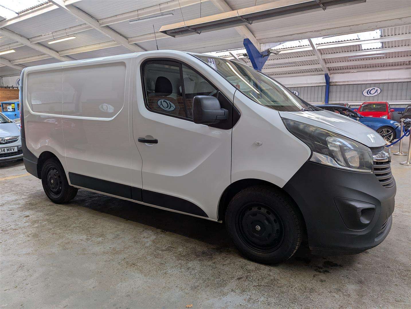 <p>2016 VAUXHALL VIVARO 2700 BT CDTI ECOFL</p>