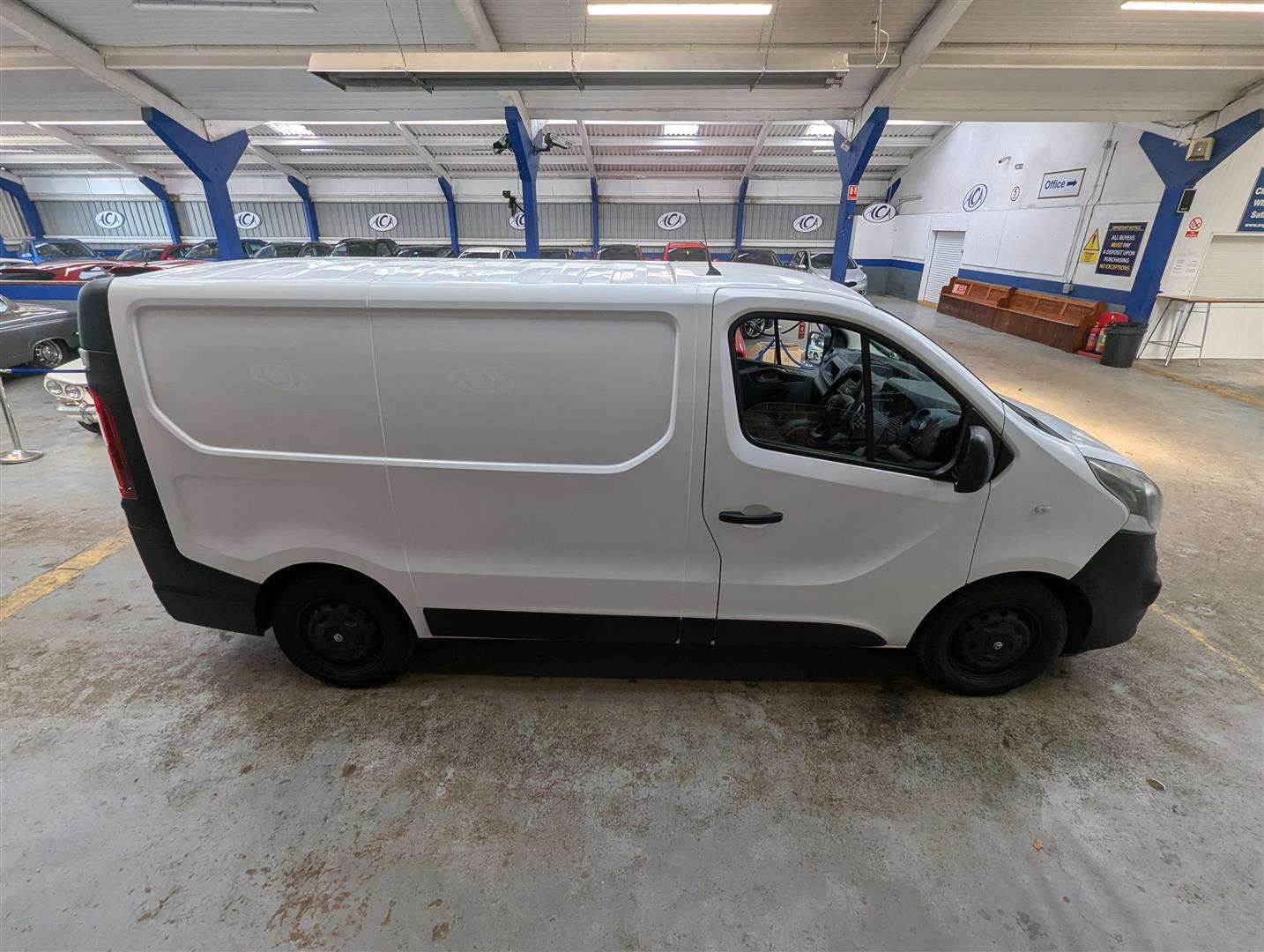 <p>2016 VAUXHALL VIVARO 2700 BT CDTI ECOFL</p>