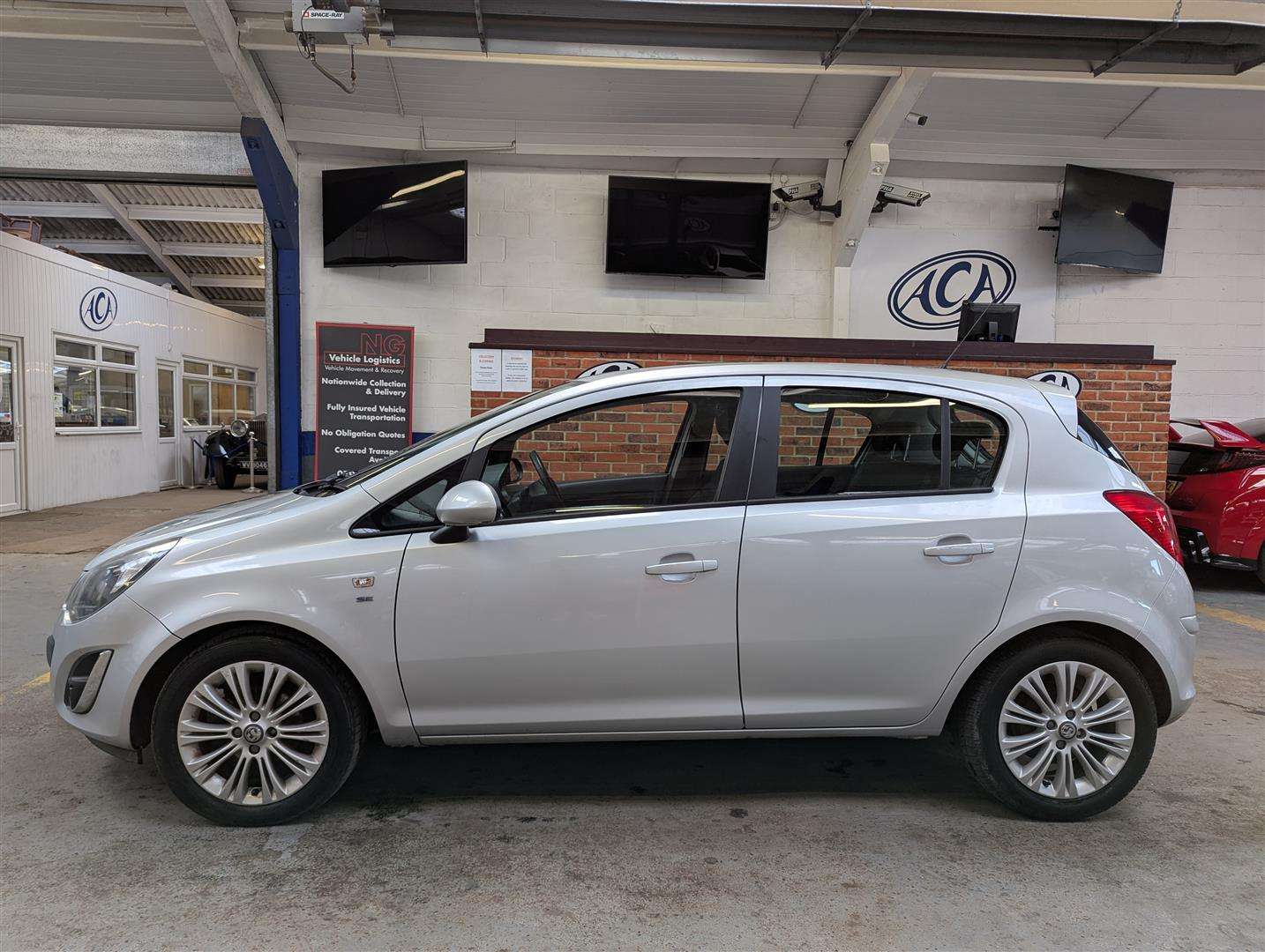 <p>2014 VAUXHALL CORSA SE</p>