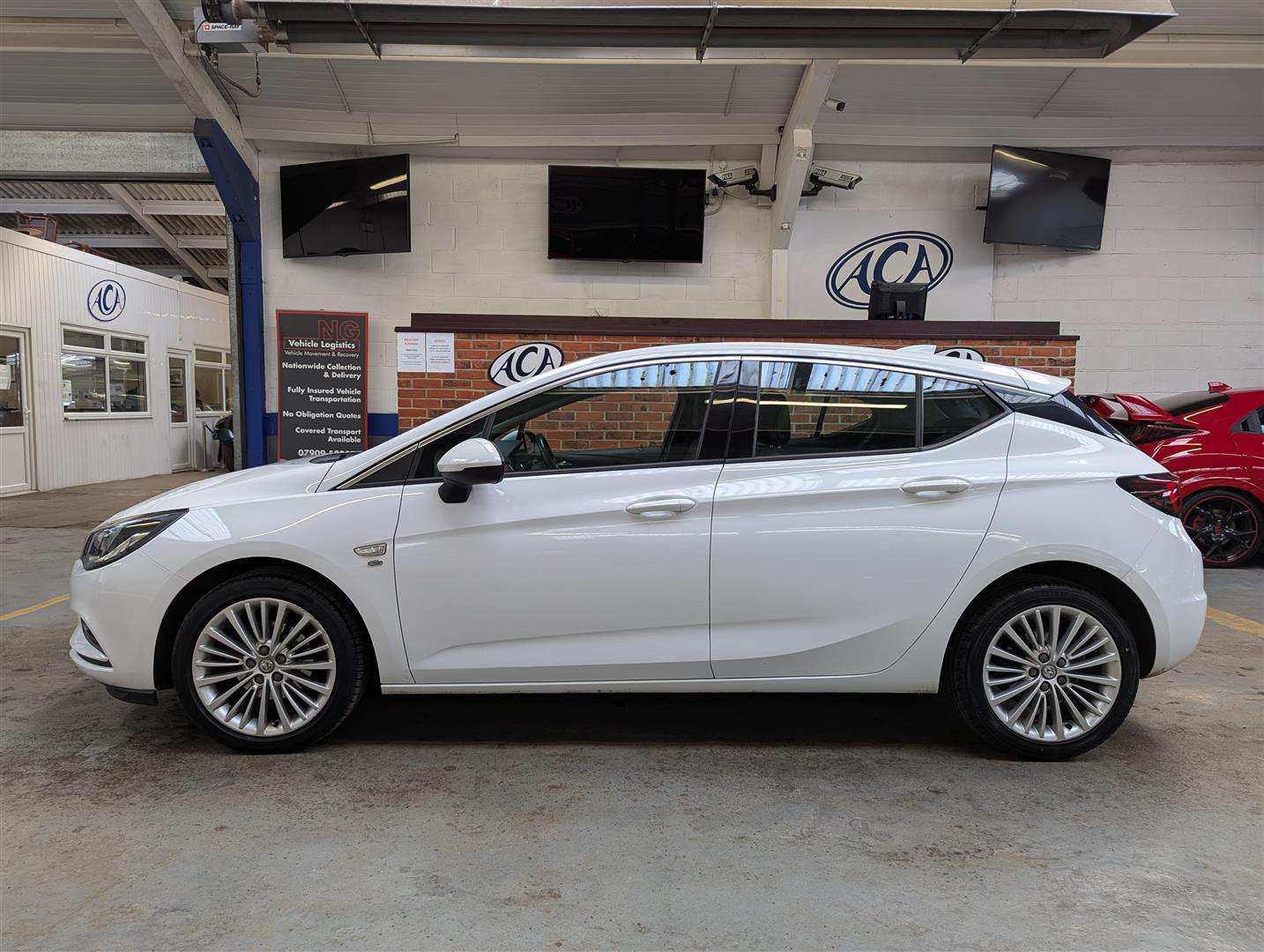<p>2017 VAUXHALL ASTRA ELITE NAV TURBO</p>