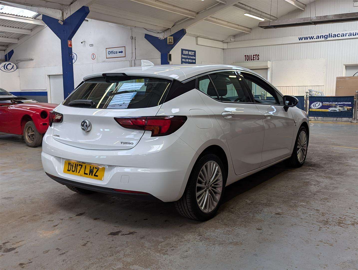 <p>2017 VAUXHALL ASTRA ELITE NAV TURBO</p>