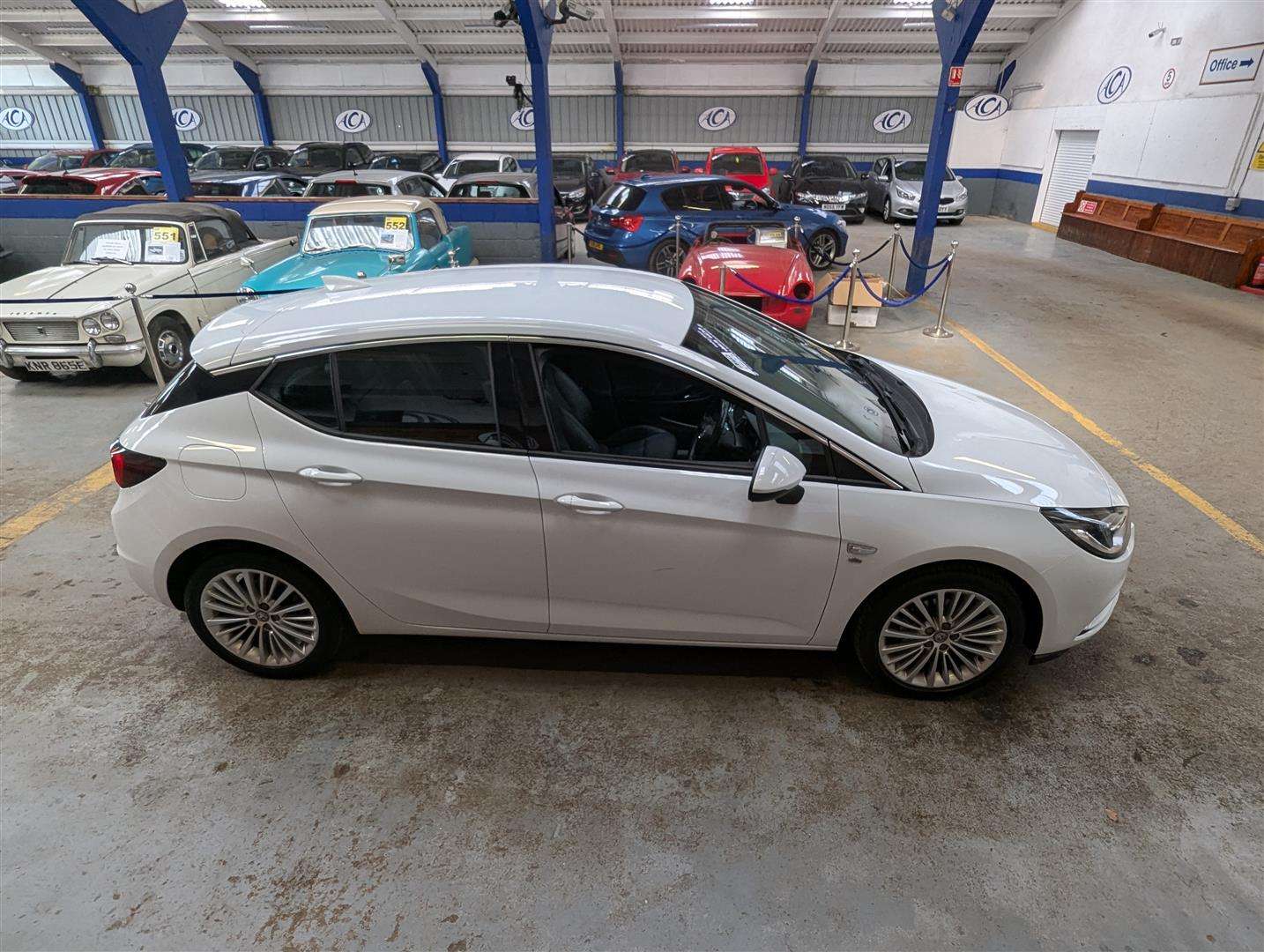 <p>2017 VAUXHALL ASTRA ELITE NAV TURBO</p>