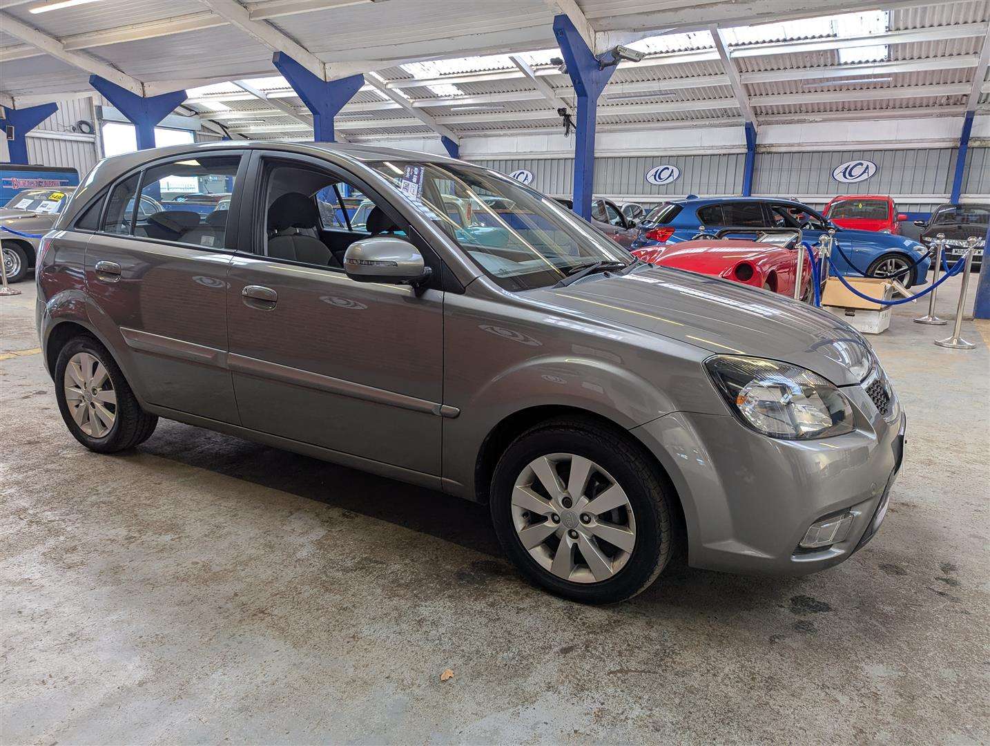 <p>2011 KIA RIO GRAPHITE CRDI</p>