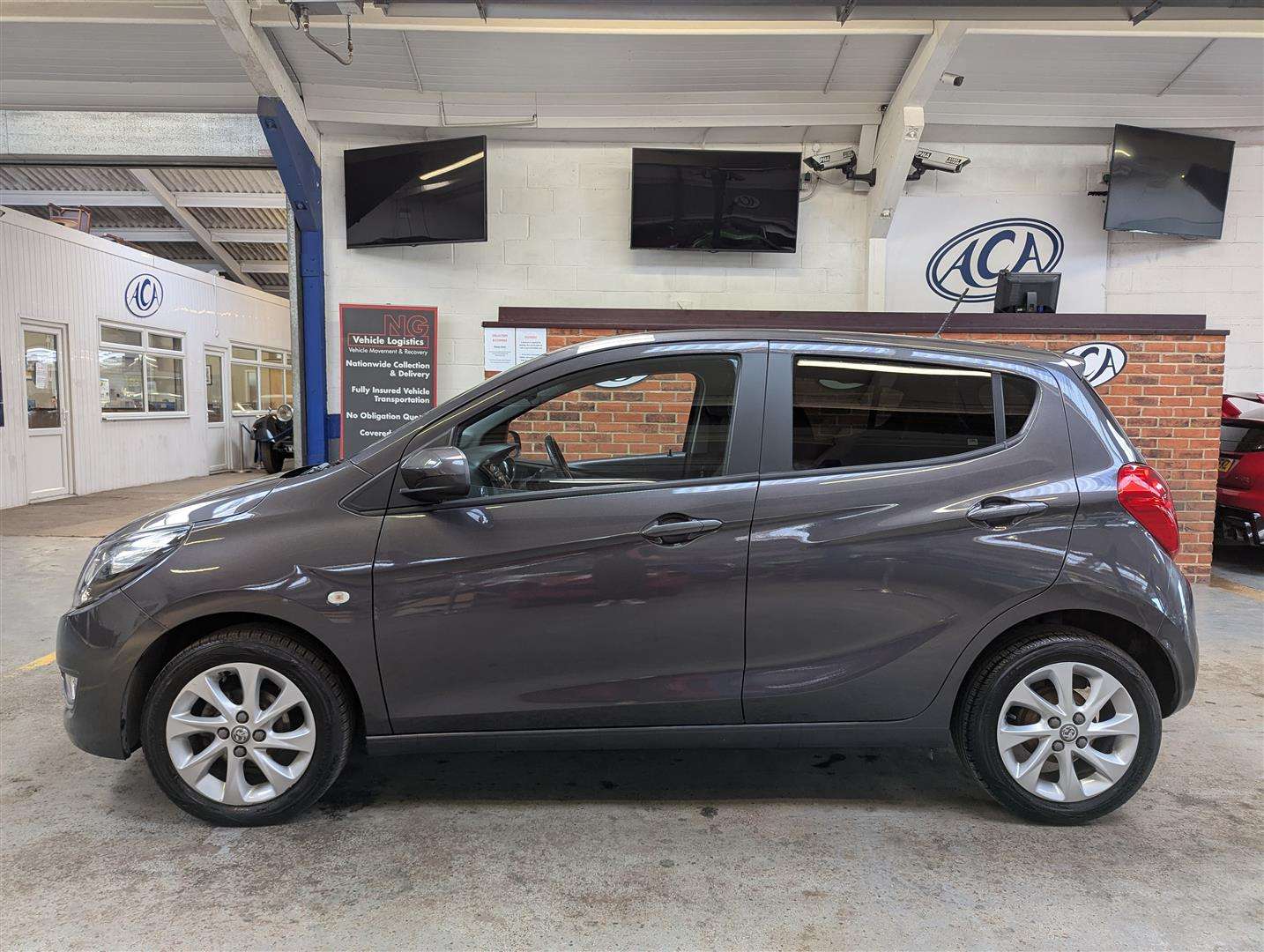 <p>2015 VAUXHALL VIVA SL</p>