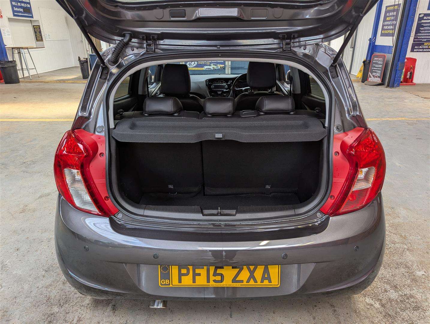 <p>2015 VAUXHALL VIVA SL</p>