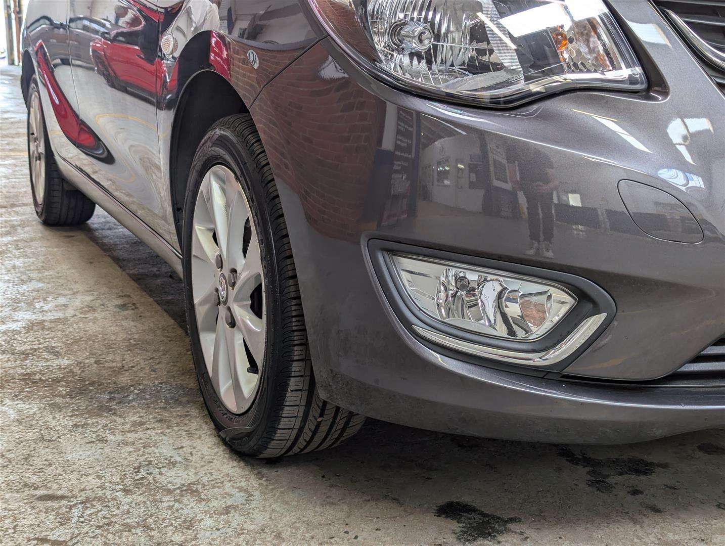 <p>2015 VAUXHALL VIVA SL</p>