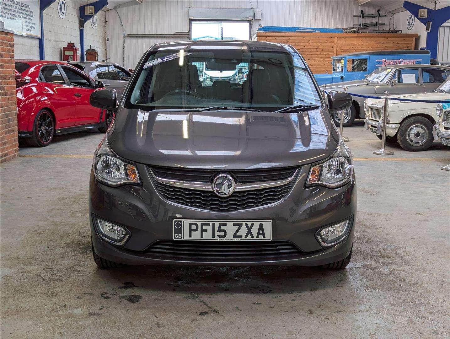<p>2015 VAUXHALL VIVA SL</p>