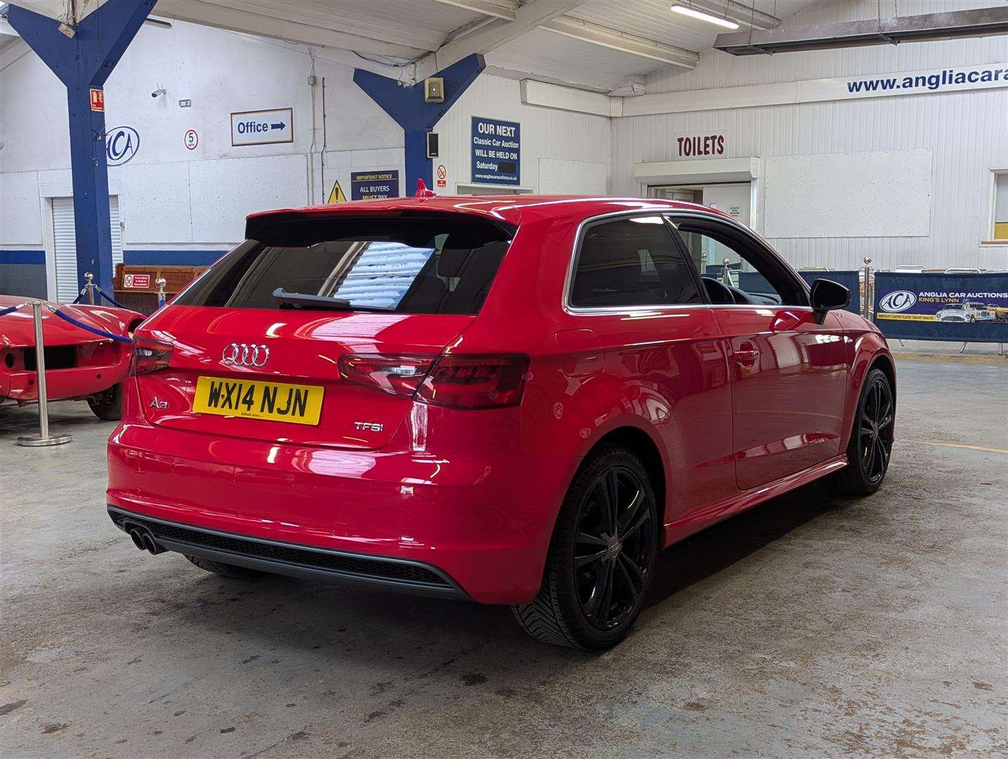 <p>2014 AUDI A3 S LINE TFSI</p>