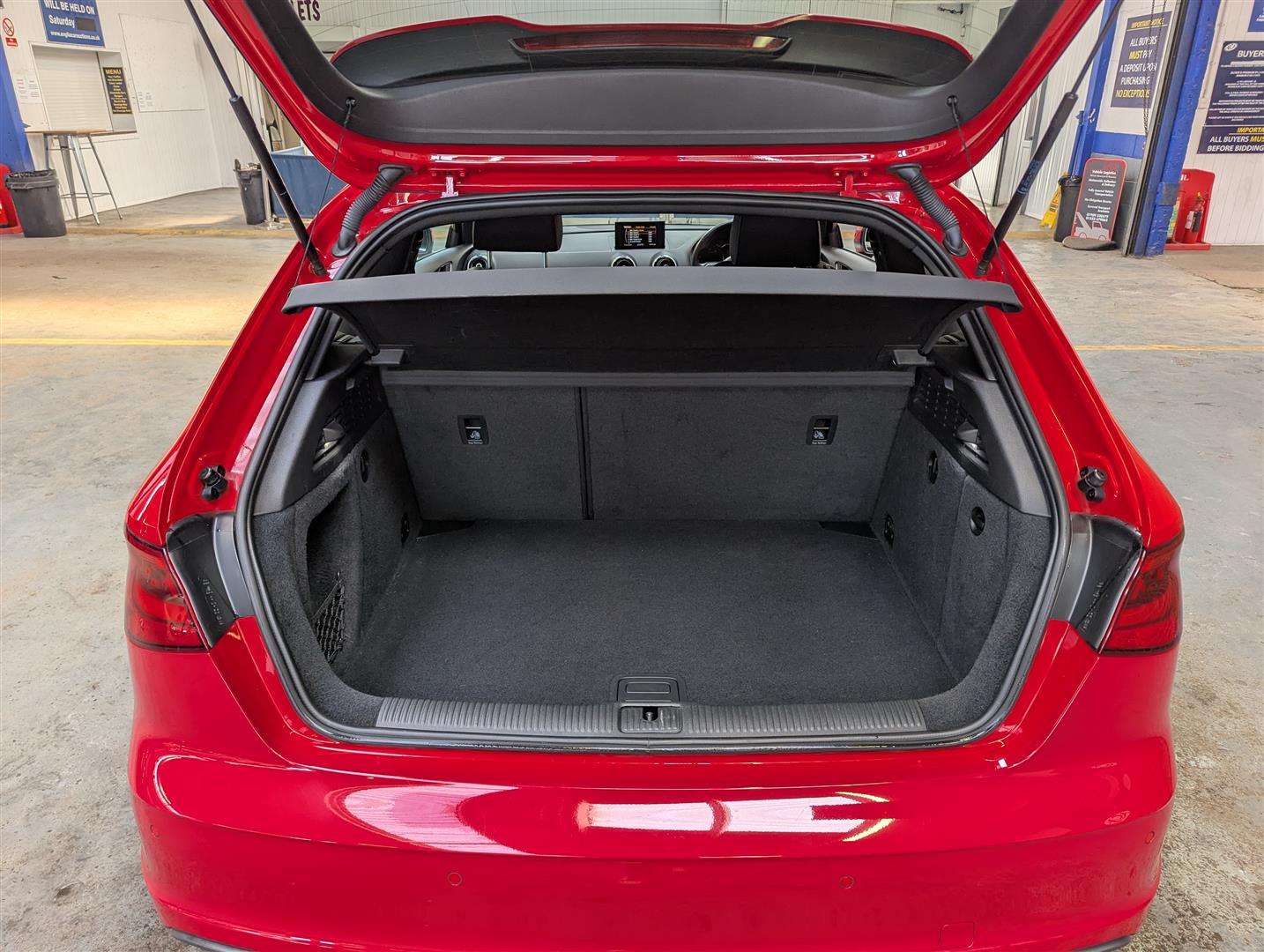 <p>2014 AUDI A3 S LINE TFSI</p>