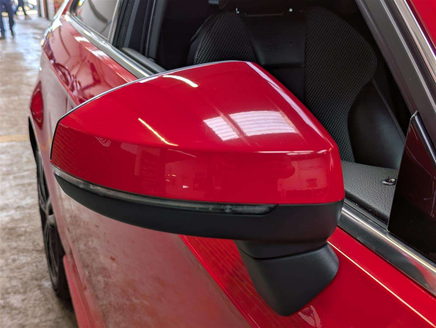 <p>2014 AUDI A3 S LINE TFSI</p>