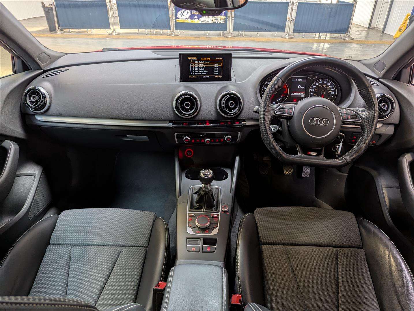 <p>2014 AUDI A3 S LINE TFSI</p>