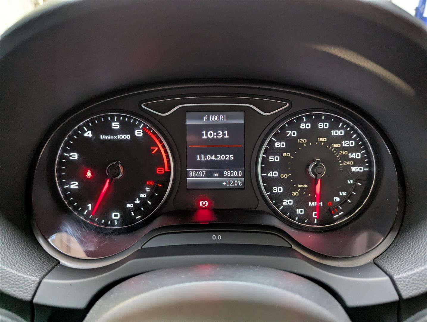<p>2014 AUDI A3 S LINE TFSI</p>