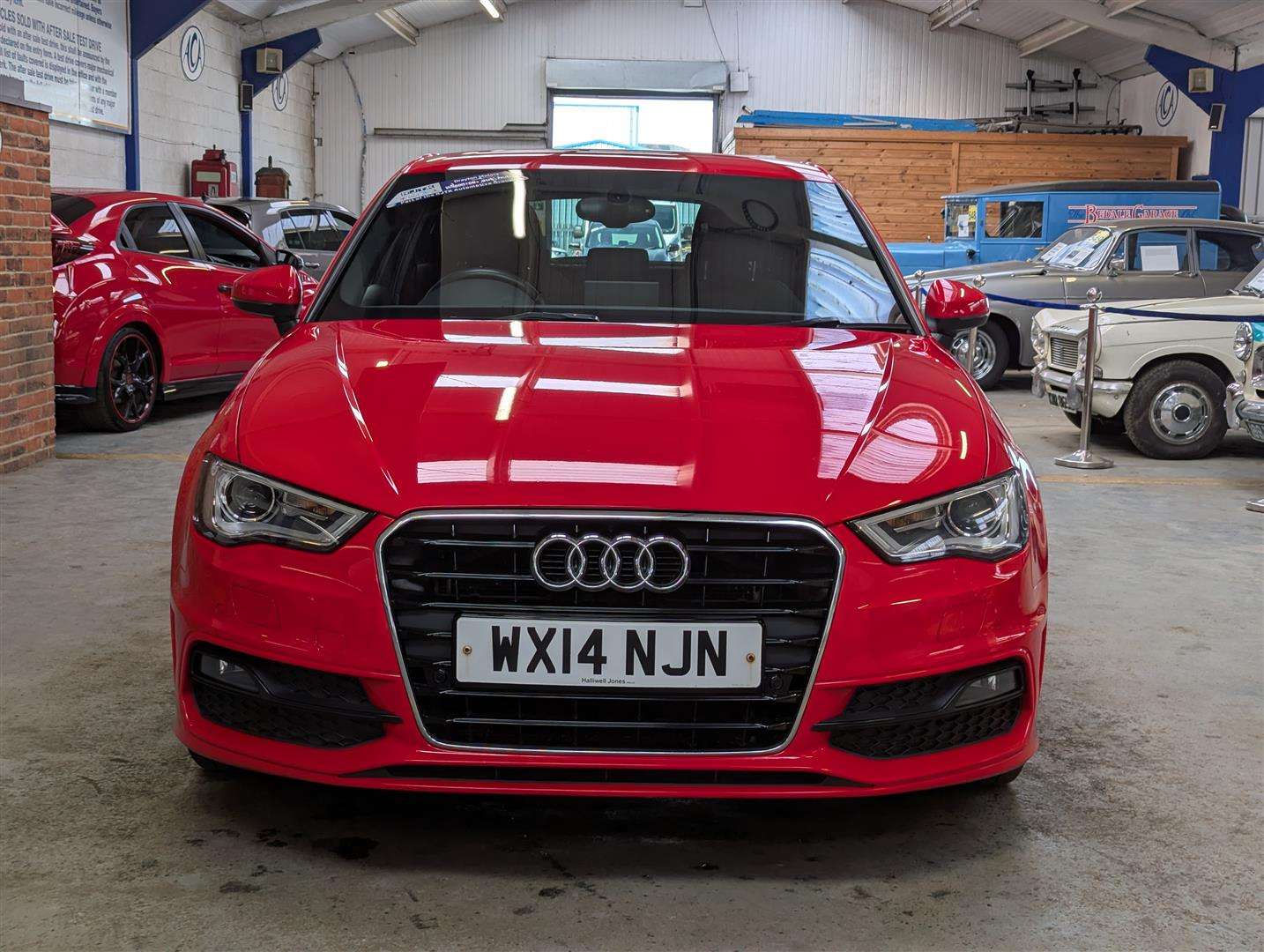 <p>2014 AUDI A3 S LINE TFSI</p>