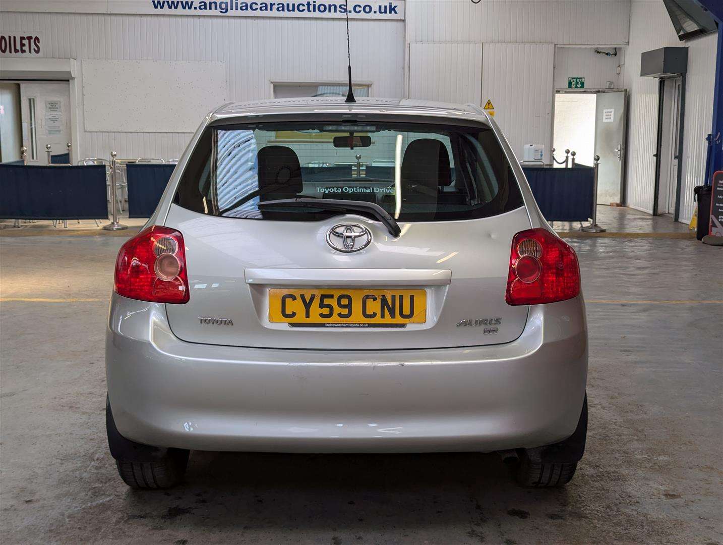 <p>2009 TOYOTA AURIS TR STOPSTART VVTI</p>