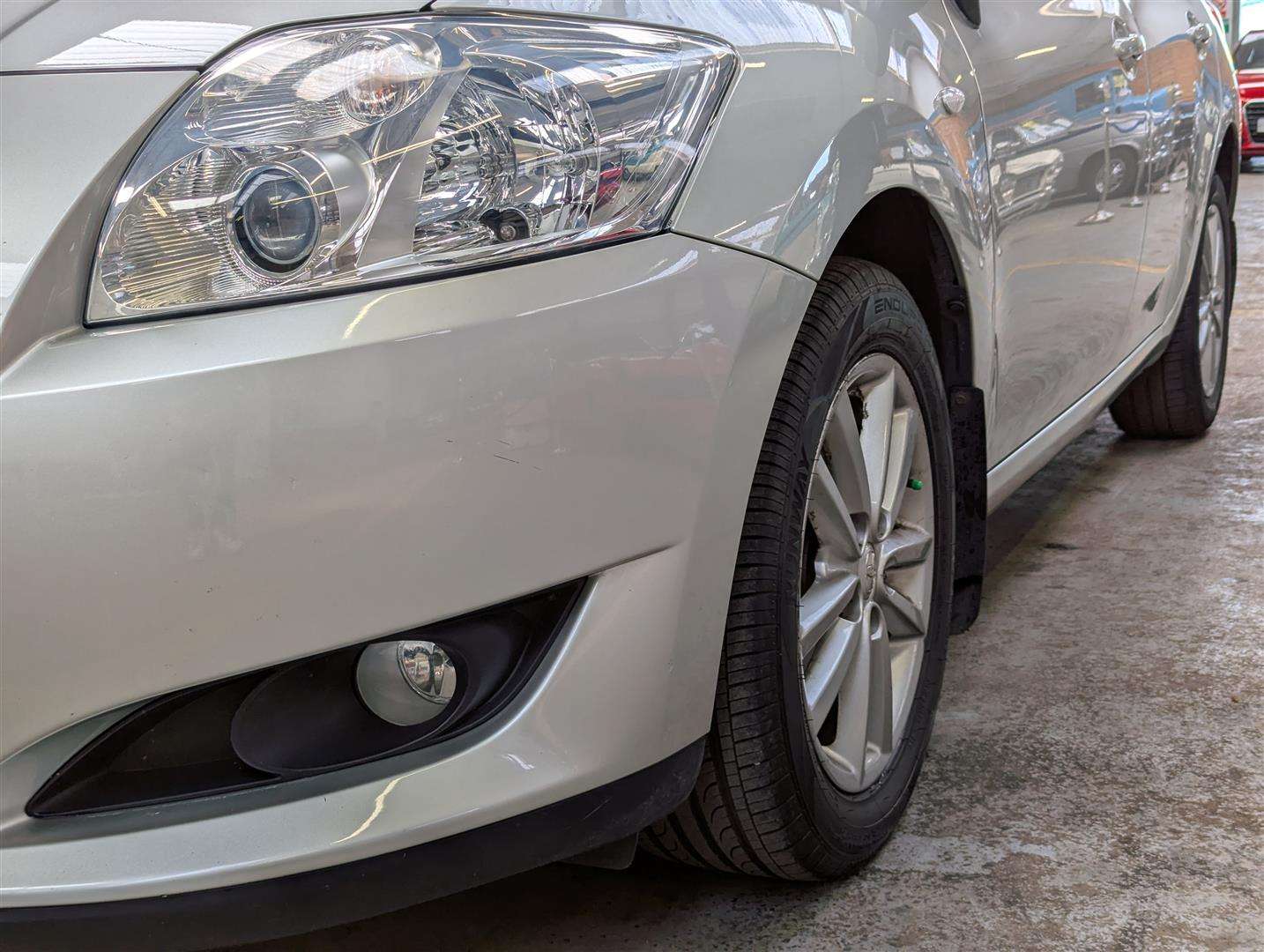 <p>2009 TOYOTA AURIS TR STOPSTART VVTI</p>