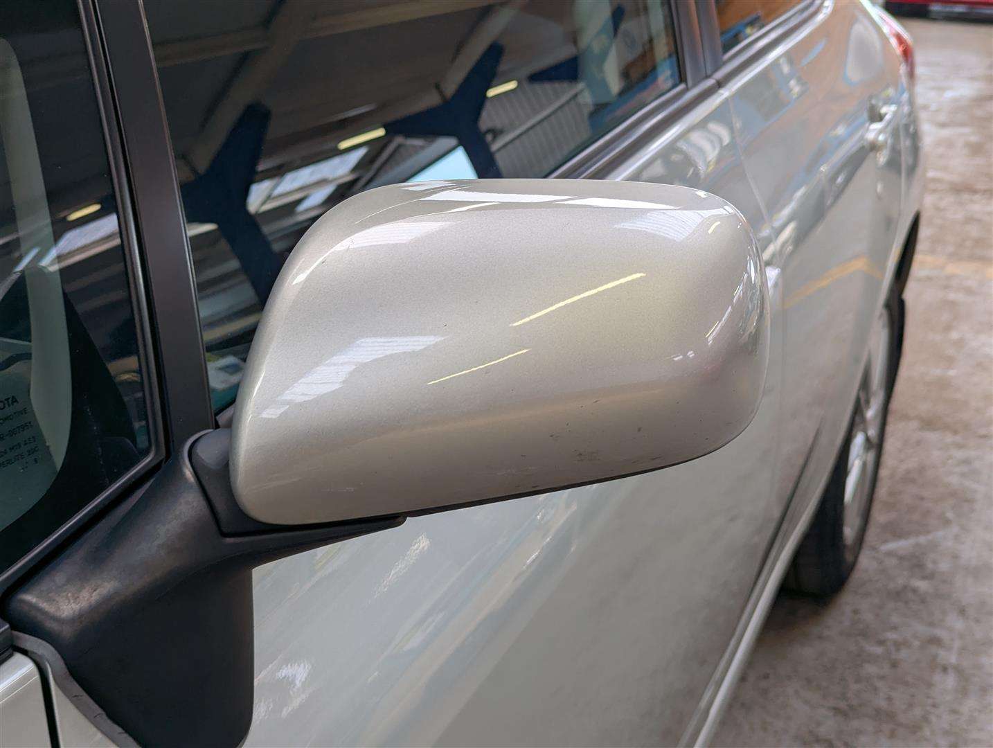 <p>2009 TOYOTA AURIS TR STOPSTART VVTI</p>
