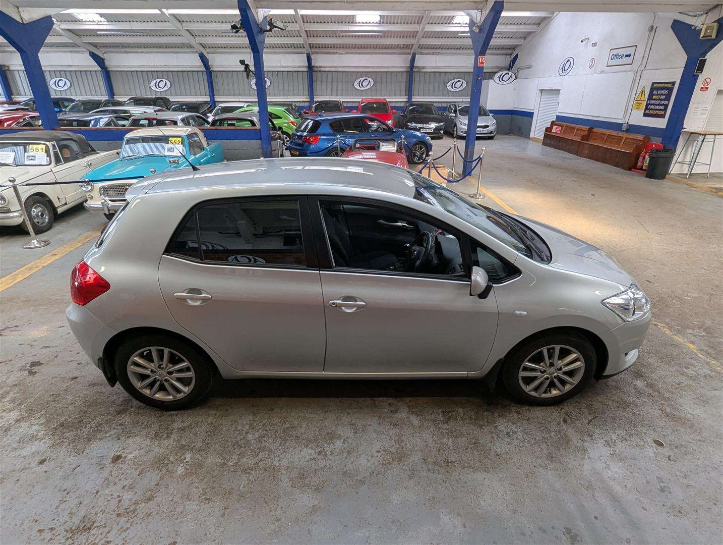 <p>2009 TOYOTA AURIS TR STOPSTART VVTI</p>