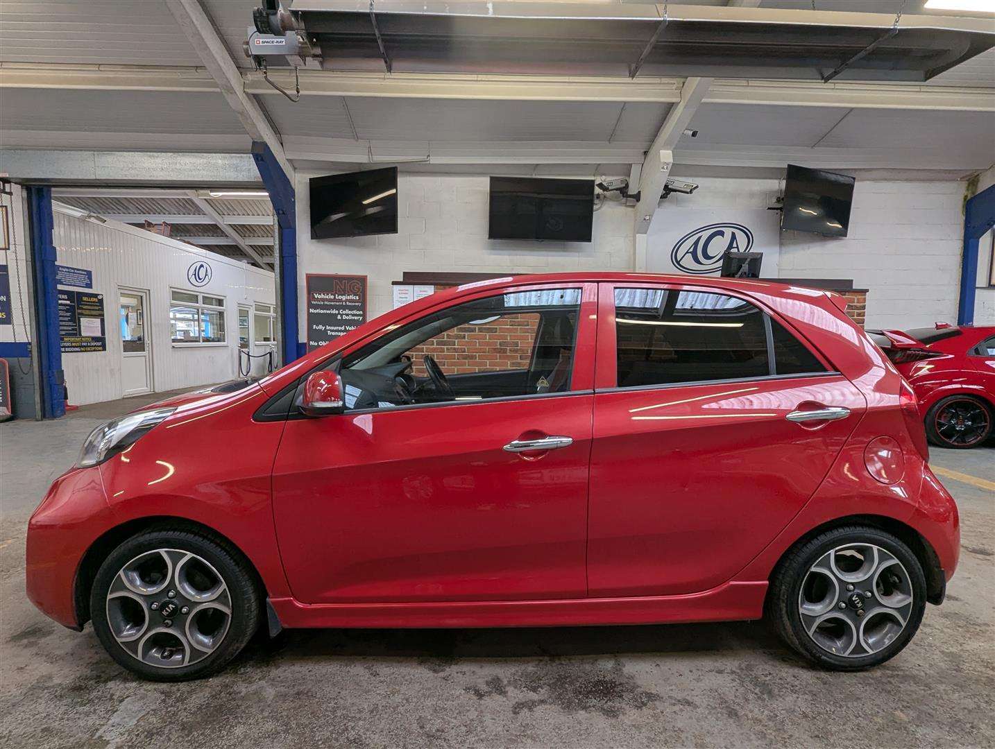 <p>2016 KIA PICANTO SPORT ISG</p>