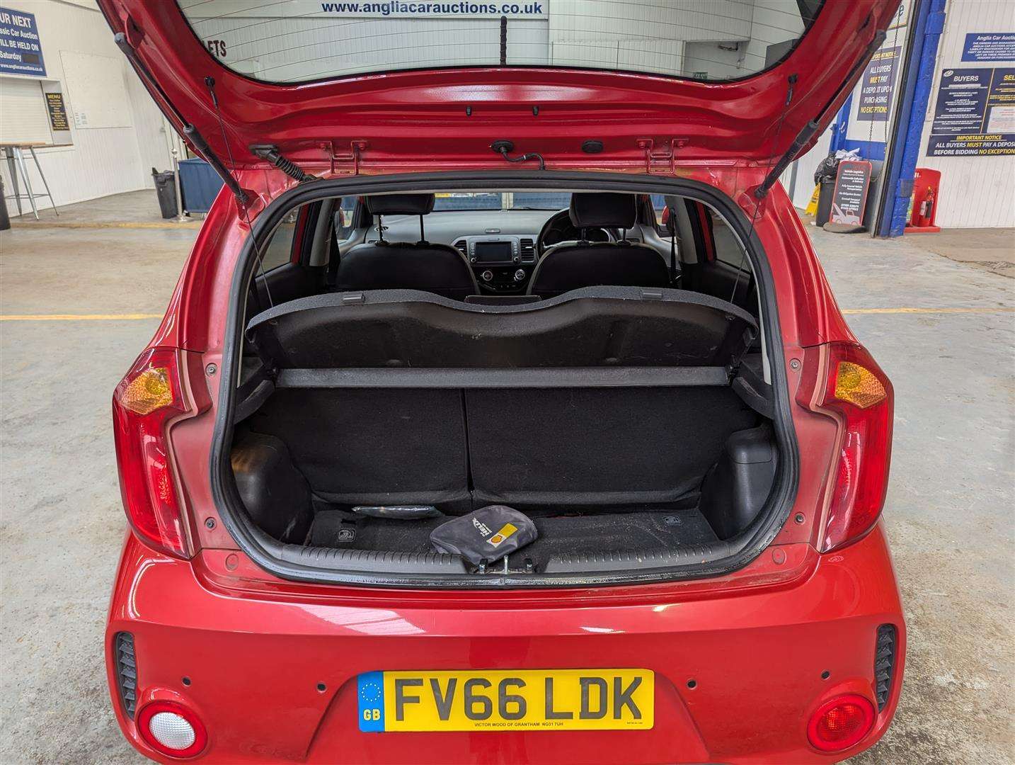 <p>2016 KIA PICANTO SPORT ISG</p>