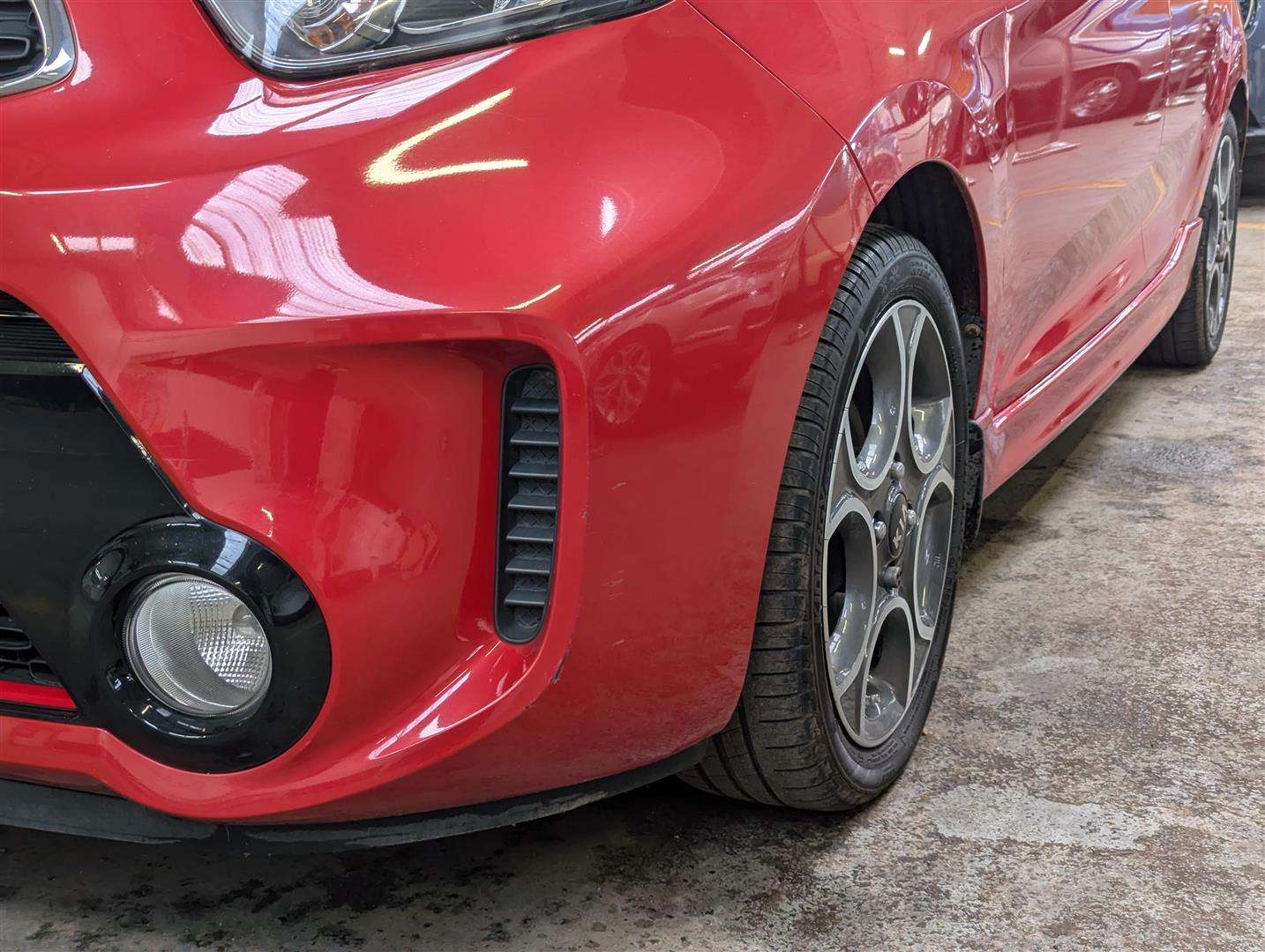 <p>2016 KIA PICANTO SPORT ISG</p>