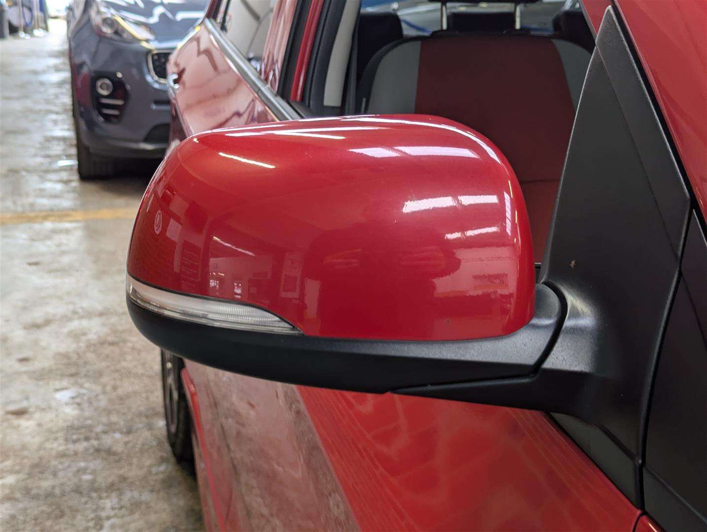 <p>2016 KIA PICANTO SPORT ISG</p>