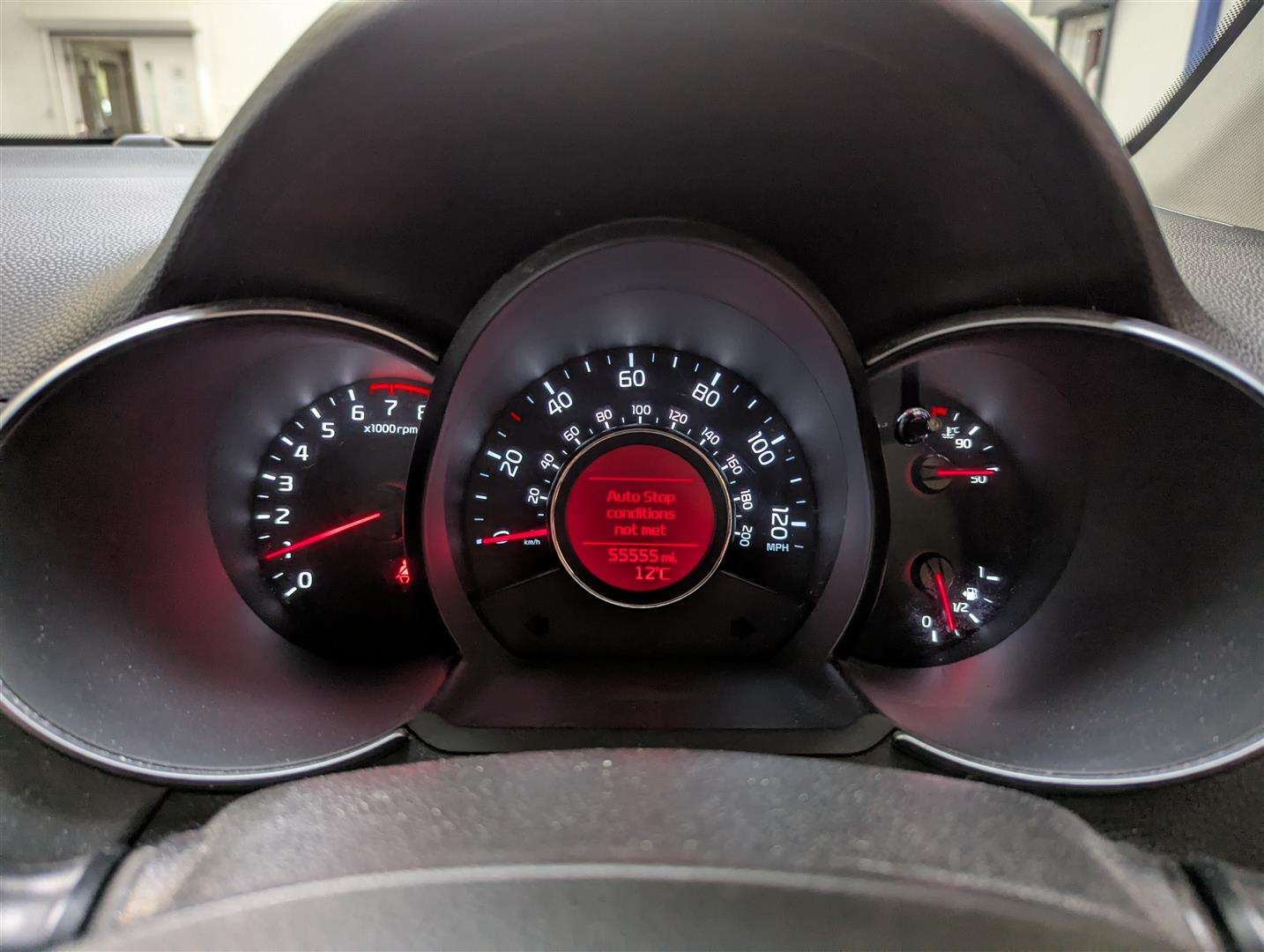 <p>2016 KIA PICANTO SPORT ISG</p>