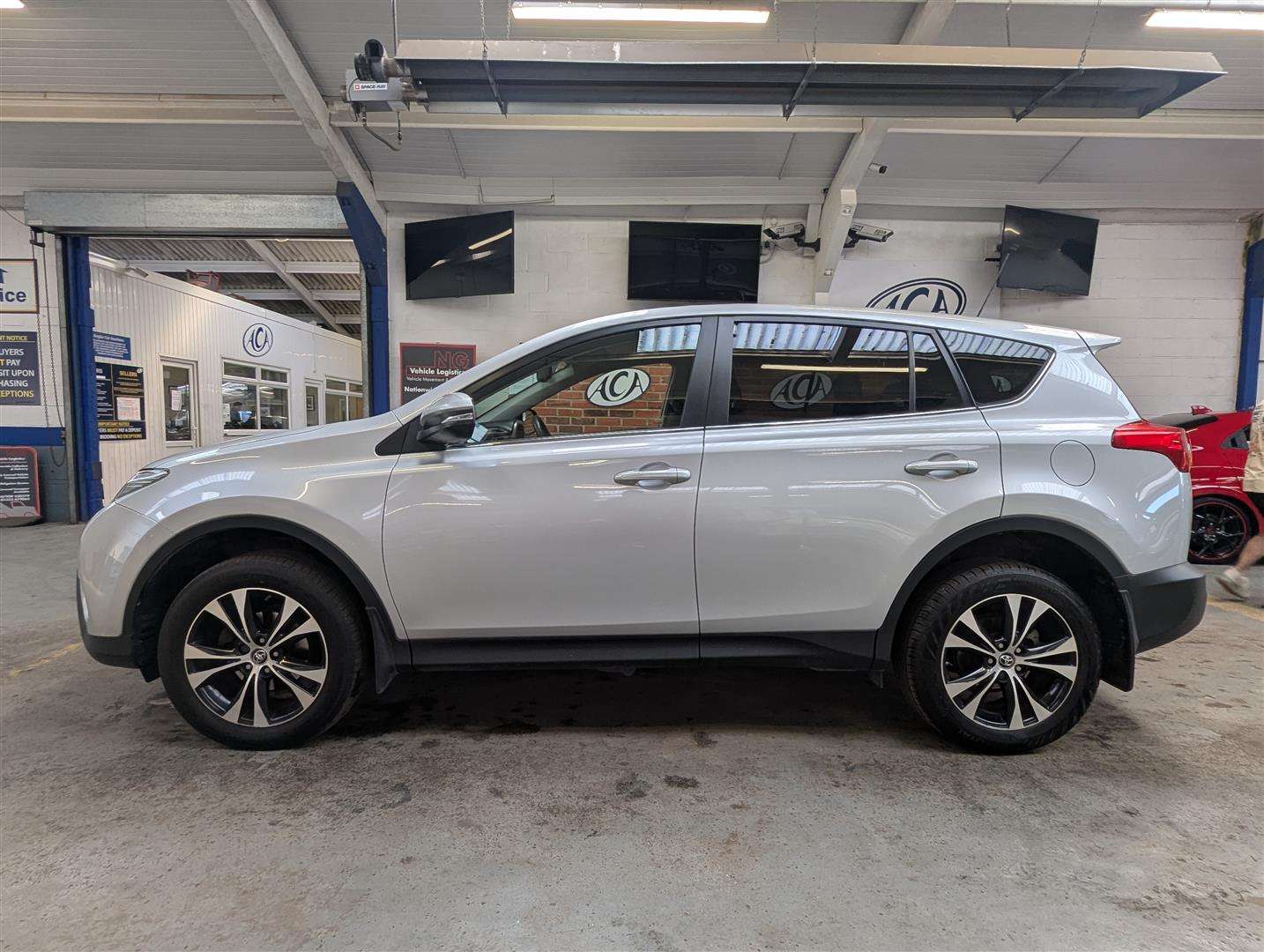 <p>2015 TOYOTA RAV4 ICON D-4D AUTO</p>