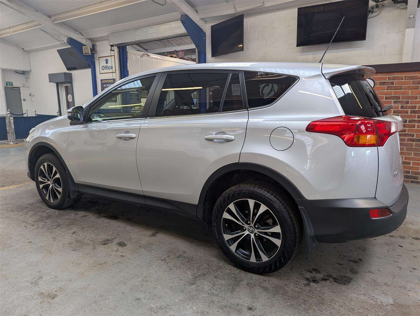 <p>2015 TOYOTA RAV4 ICON D-4D AUTO</p>