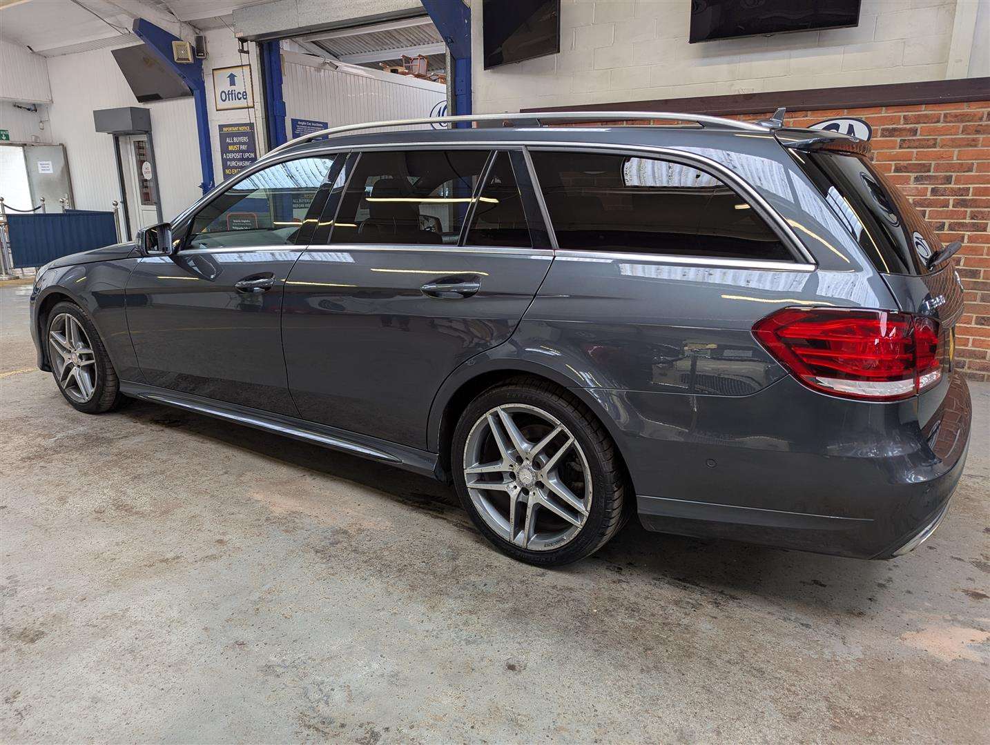 <p>2013 MERCEDES-BENZ E350 AMG SPORT BLUETEC AUTO</p>