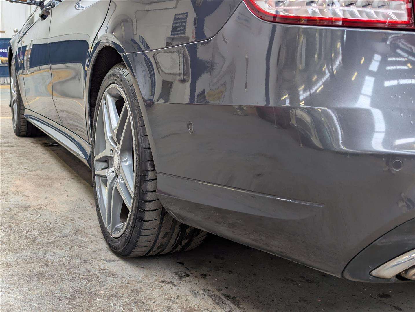 <p>2013 MERCEDES-BENZ E350 AMG SPORT BLUETEC AUTO</p>