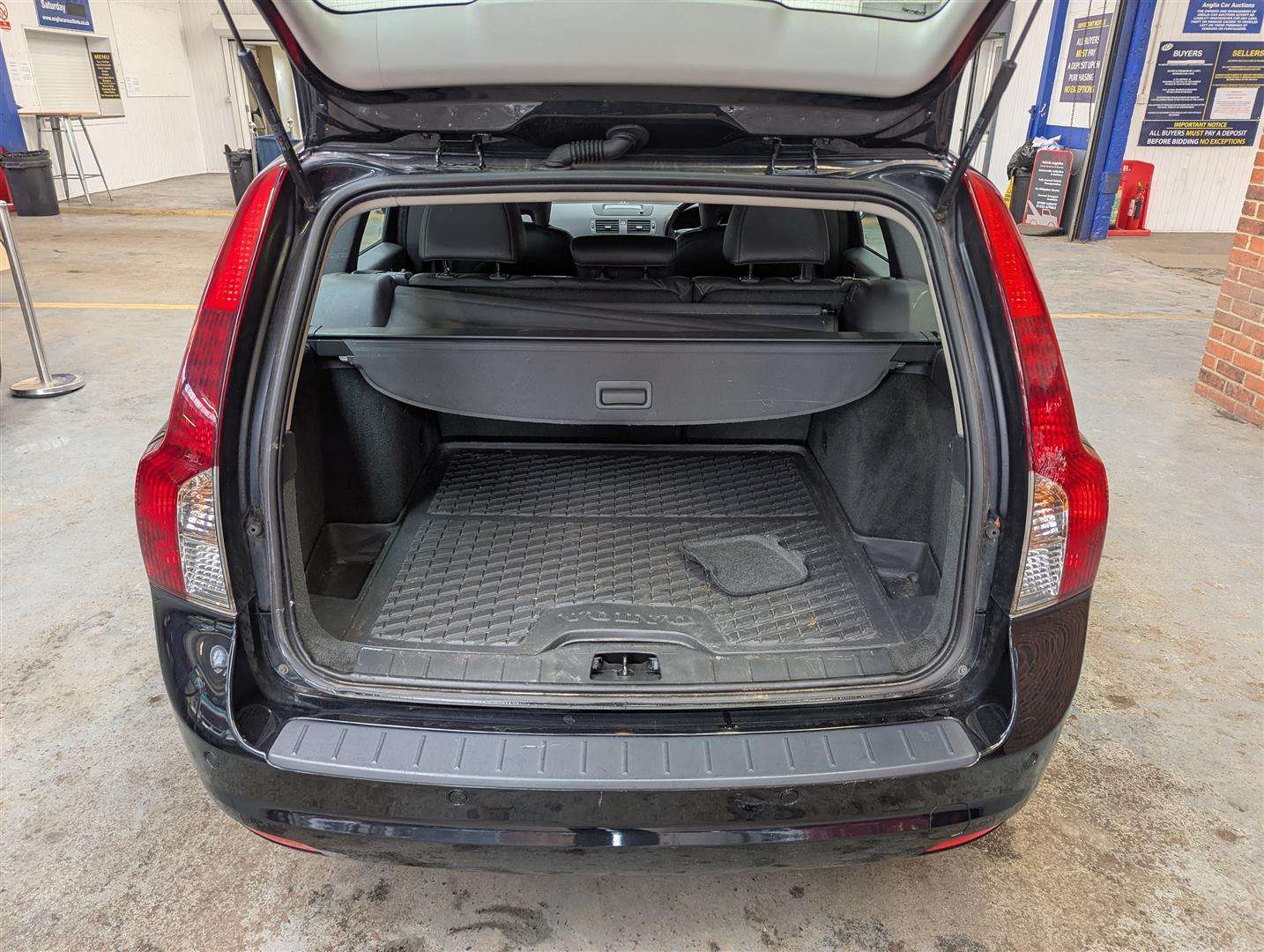 <p>2012 VOLVO V50 SE LUX EDITION DRIVE</p>