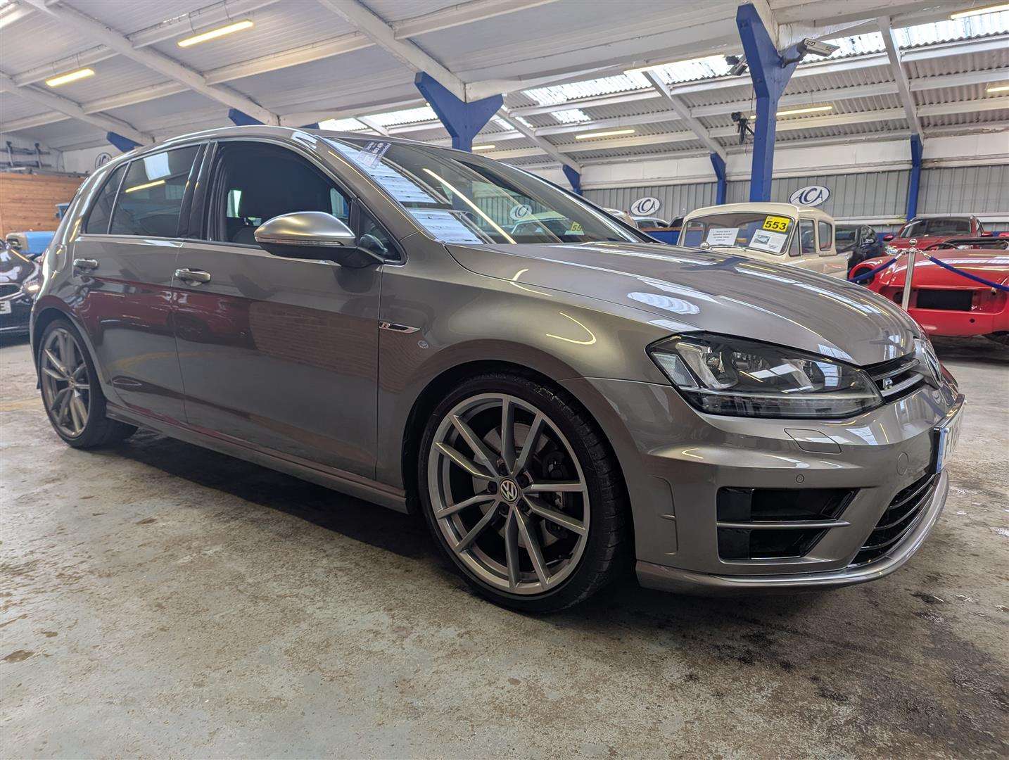 <p>2015 VOLKSWAGEN GOLF R DSG</p>