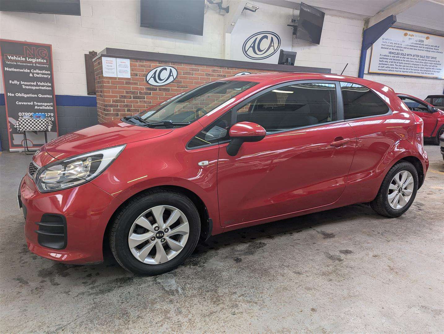 <p>2016 KIA RIO SR7</p>