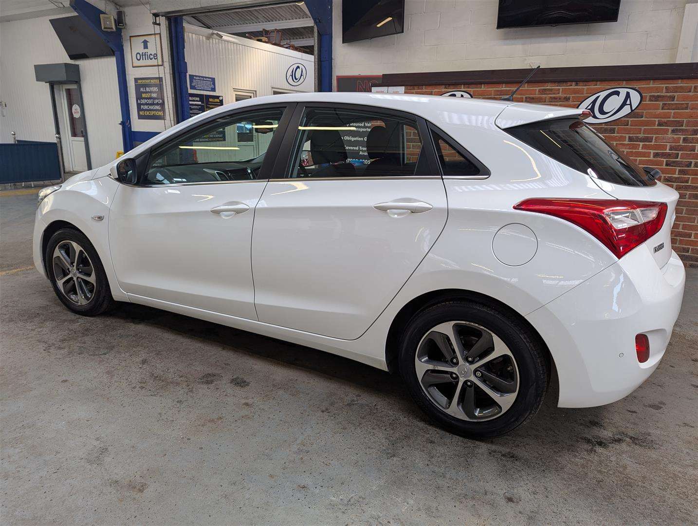 <p>2016 HYUNDAI I30 SE BLUE DRIVE</p>