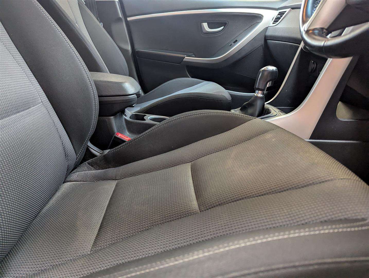 <p>2016 HYUNDAI I30 SE BLUE DRIVE</p>