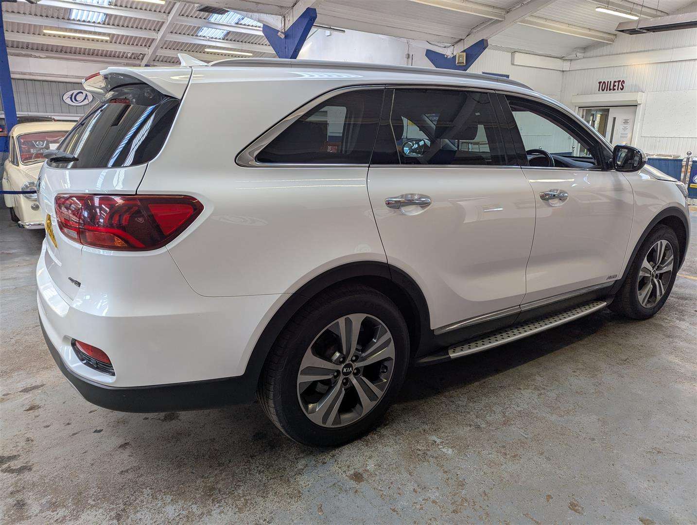 <p>2019 KIA SORENTO GT-LINE CRDI ISG</p>