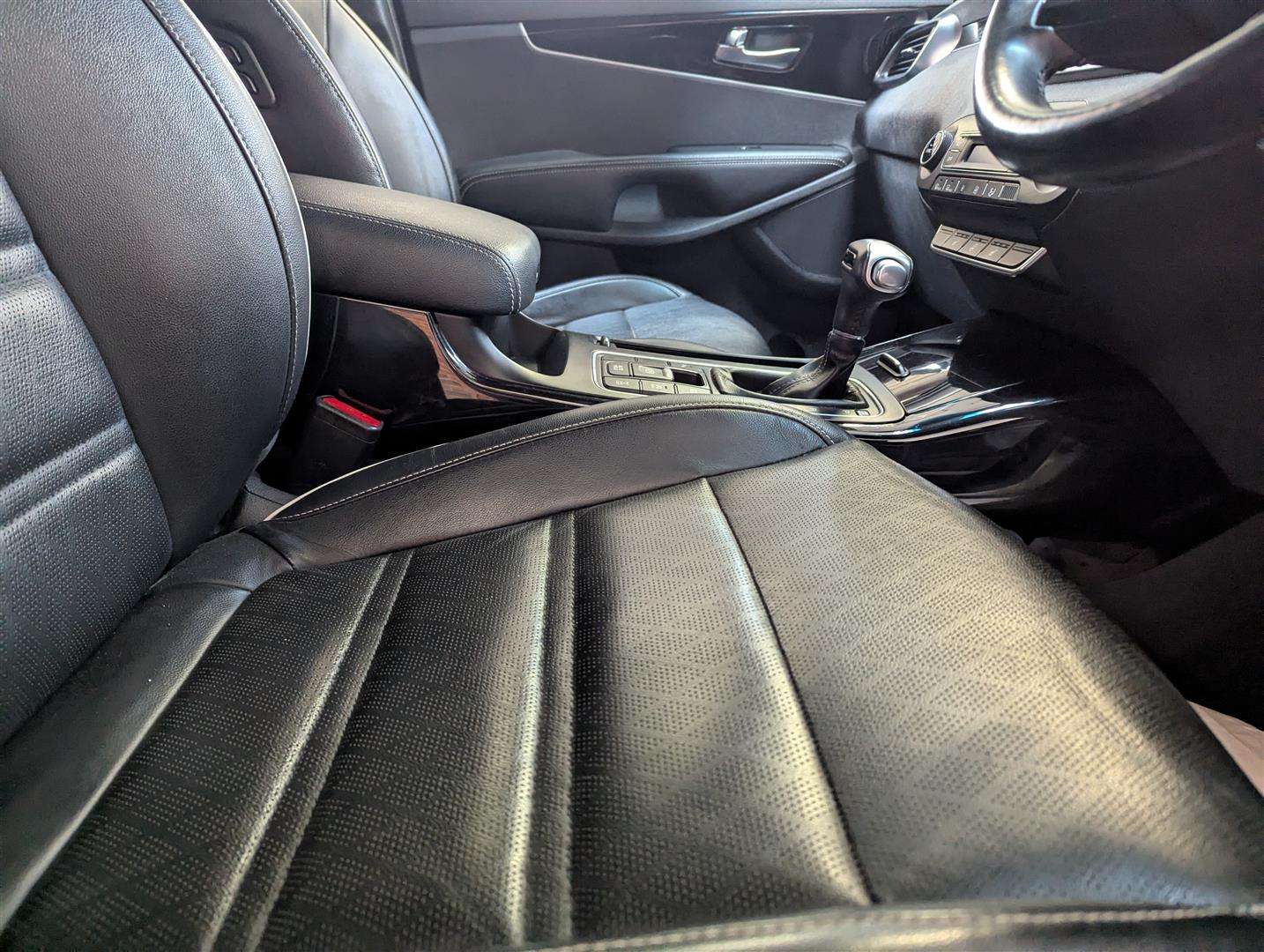 <p>2019 KIA SORENTO GT-LINE CRDI ISG</p>