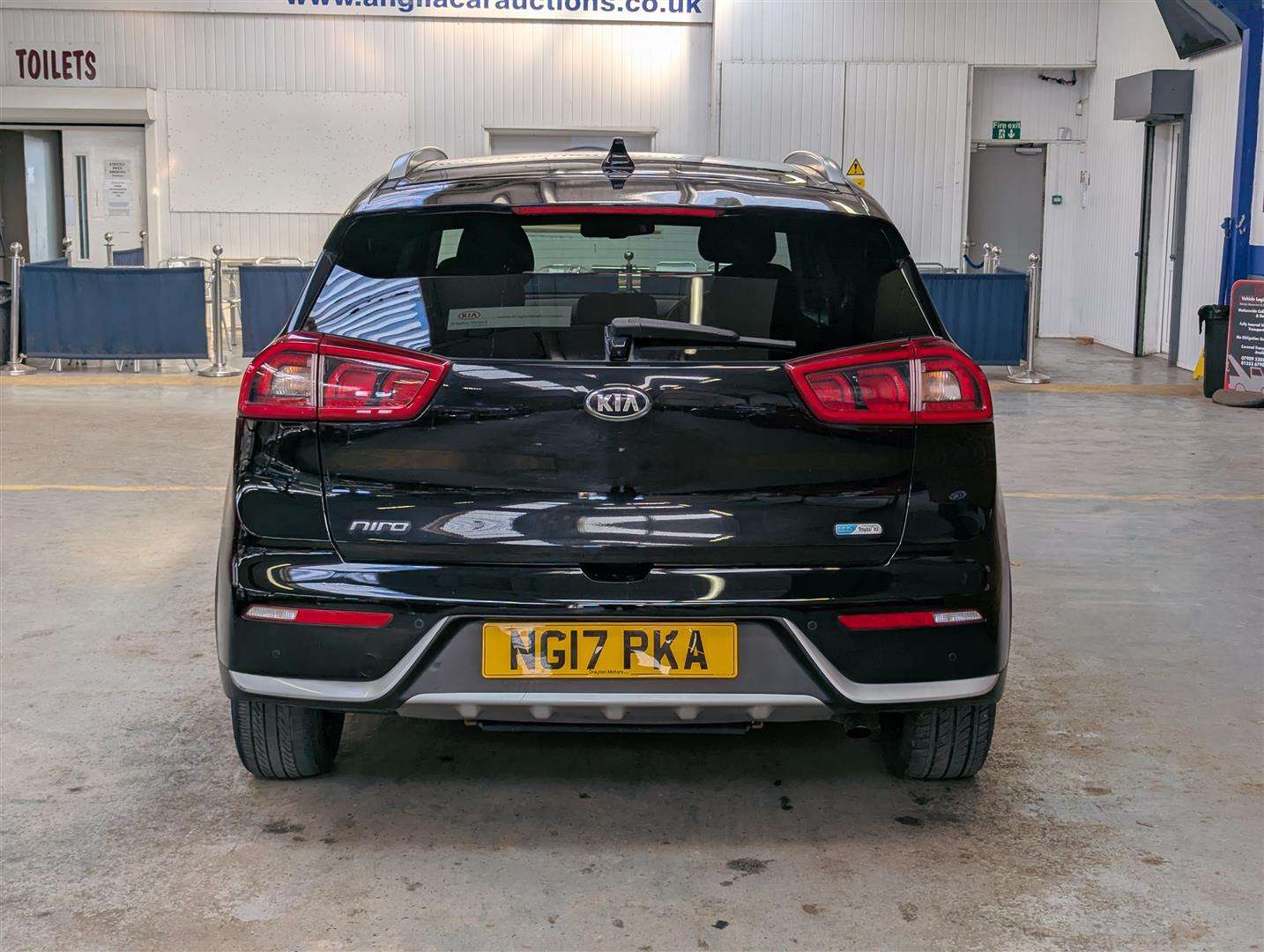 <p>2017 KIA NIRO 2 S-A</p>