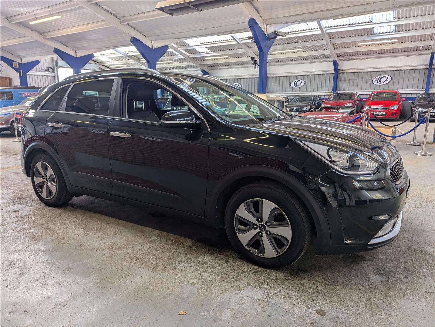 <p>2017 KIA NIRO 2 S-A</p>
