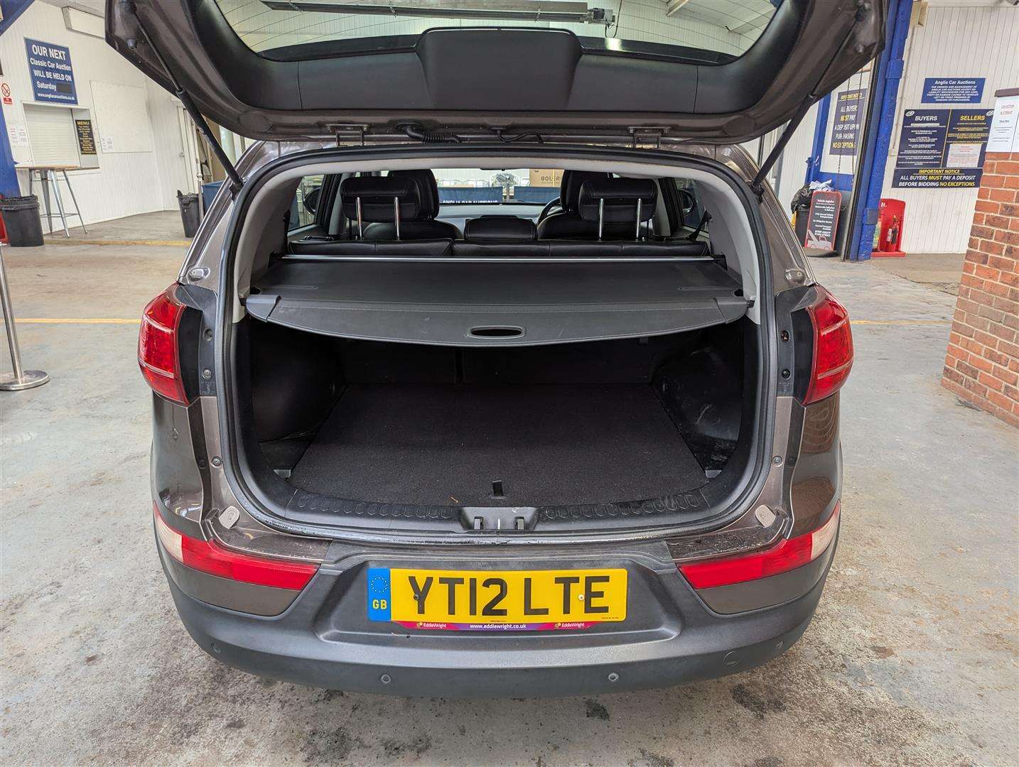 <p>2012 KIA SPORTAGE 2</p>